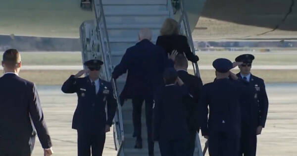 BONUS VIDEO: Old Joe Clings to Jill Biden as He Uses Short Stairs to Board Air Force One
