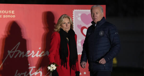 ZOMBIE JOE&colon; Biden Shuffles Around the White House Lawn‚ Spews Gibberish at Reporters