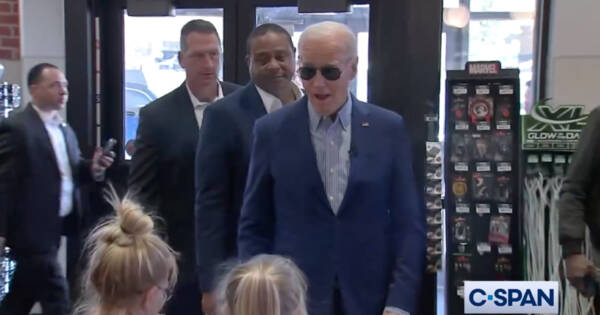 EPIC FAIL: Biden Makes Random Stop at PA Gas Station‚ Nobody Cares